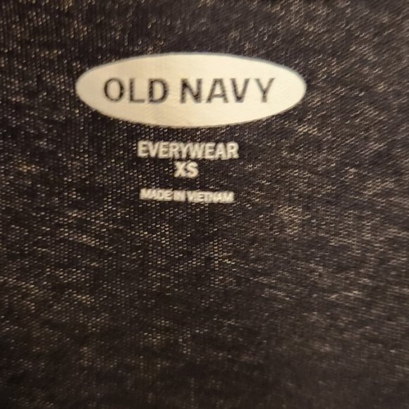 NWT Old Navy Black Short Sleeve Shirt - Picture 2 of 2